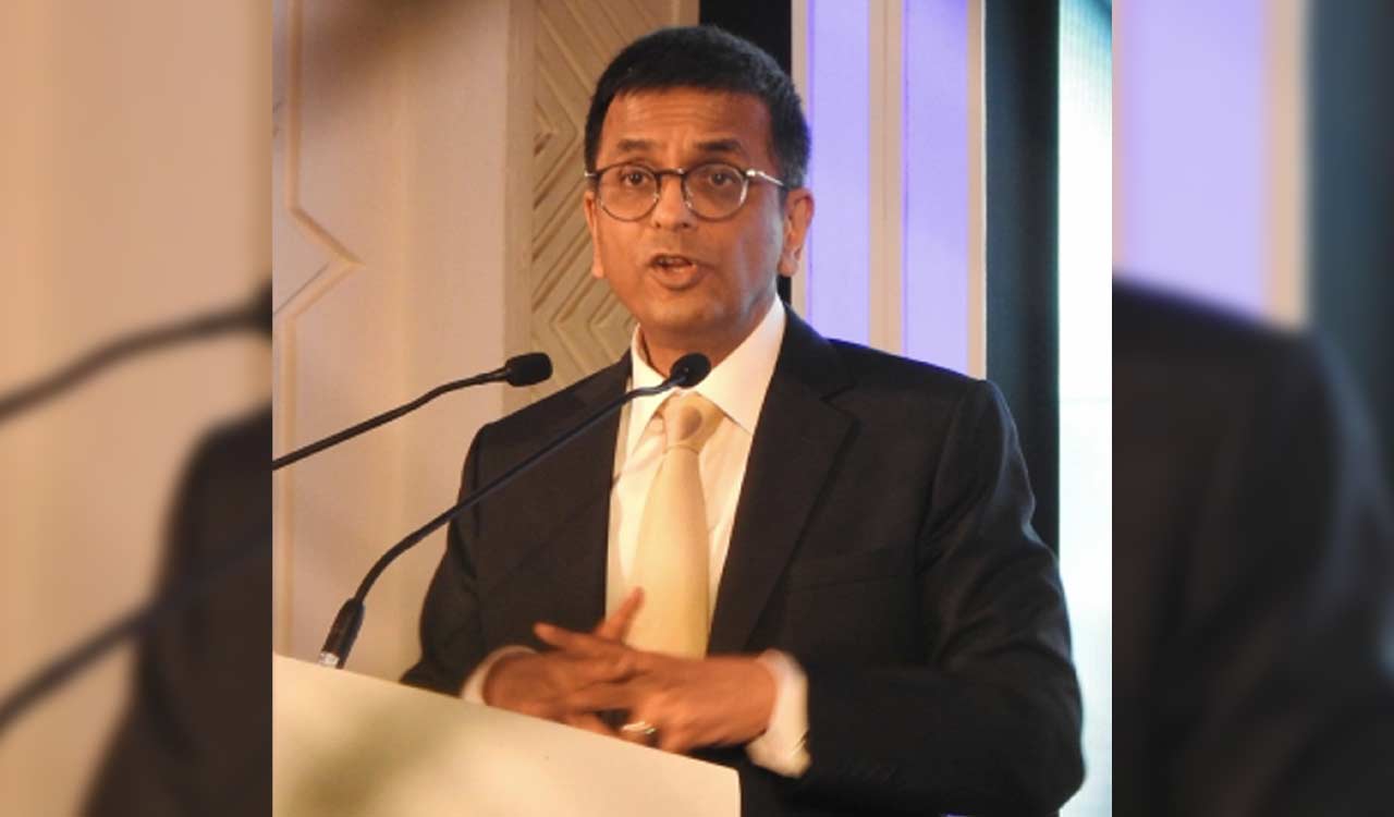 Institutional support must be given for presence of more women lawyers in courts: CJI