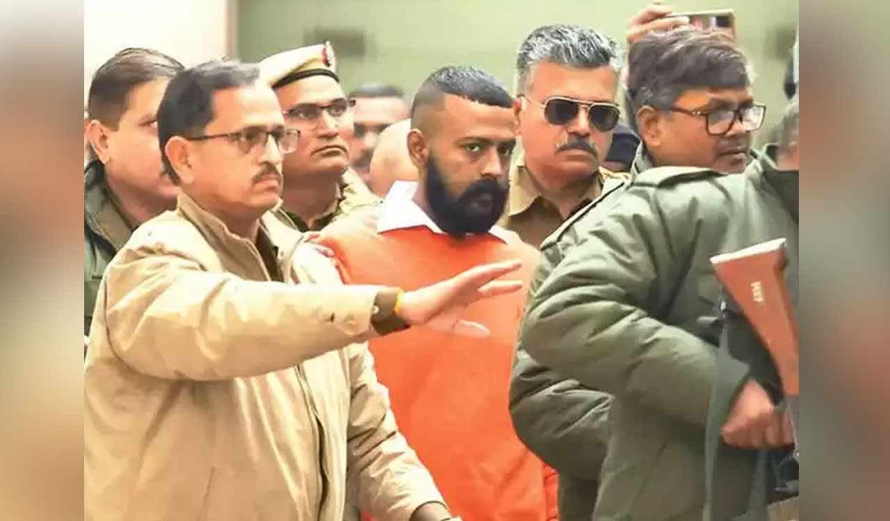 Delhi Police produces Sukesh Chandrasekhar in Patiala House Court