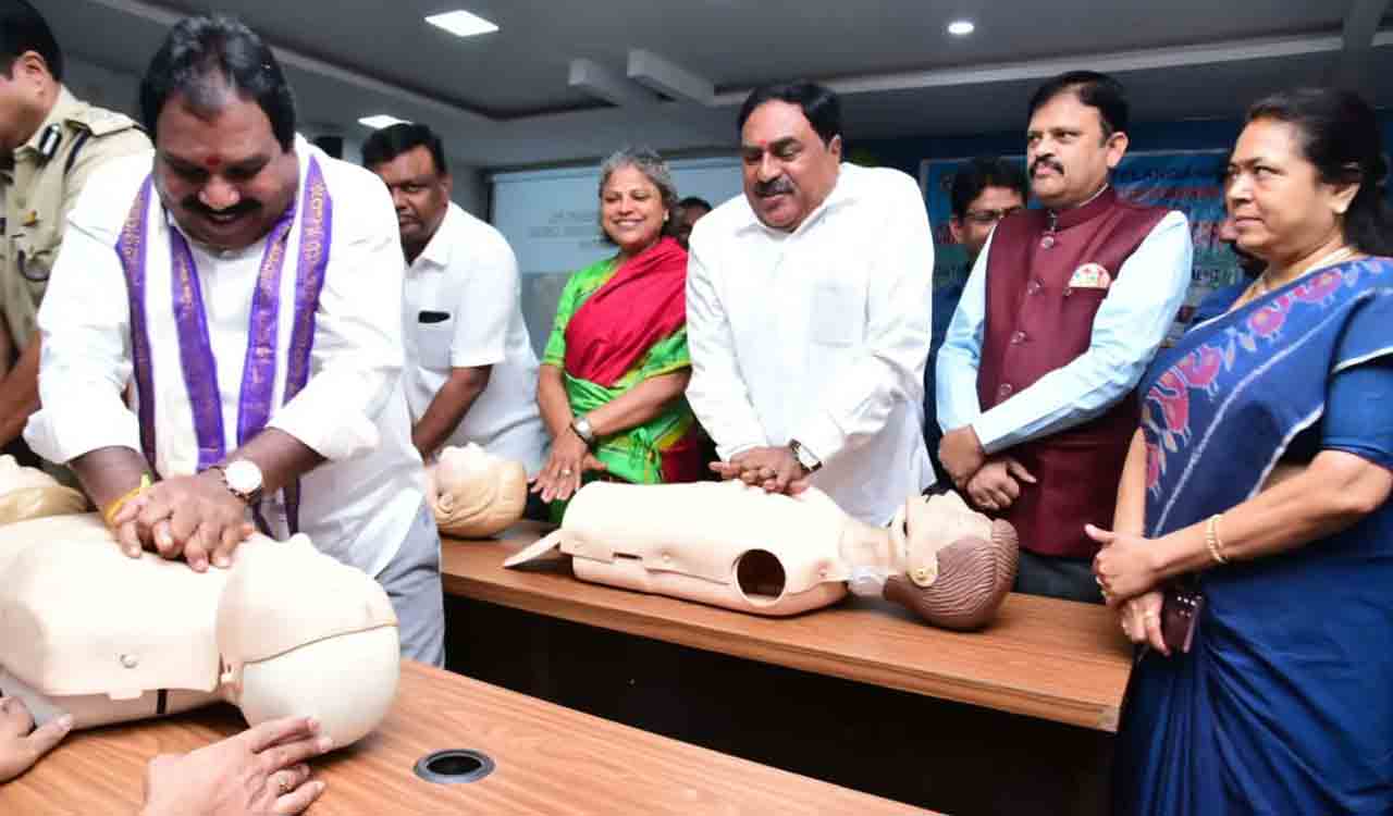 Minister Errabelli inaugurates CPR training programme in Warangal