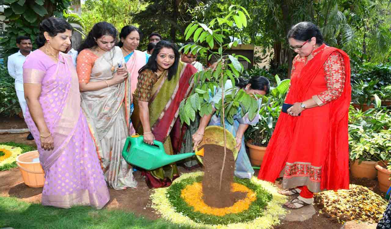 Hyderabad women take up GIC on Women’s Day