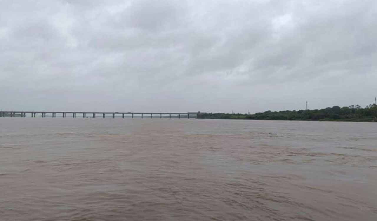 Centre ignores Telangana again, doles out flood assistance to BJP-ruled States