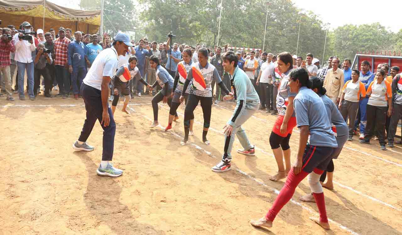 CV Anand inaugurates four-day annual sports meet of Hyderabad City Police