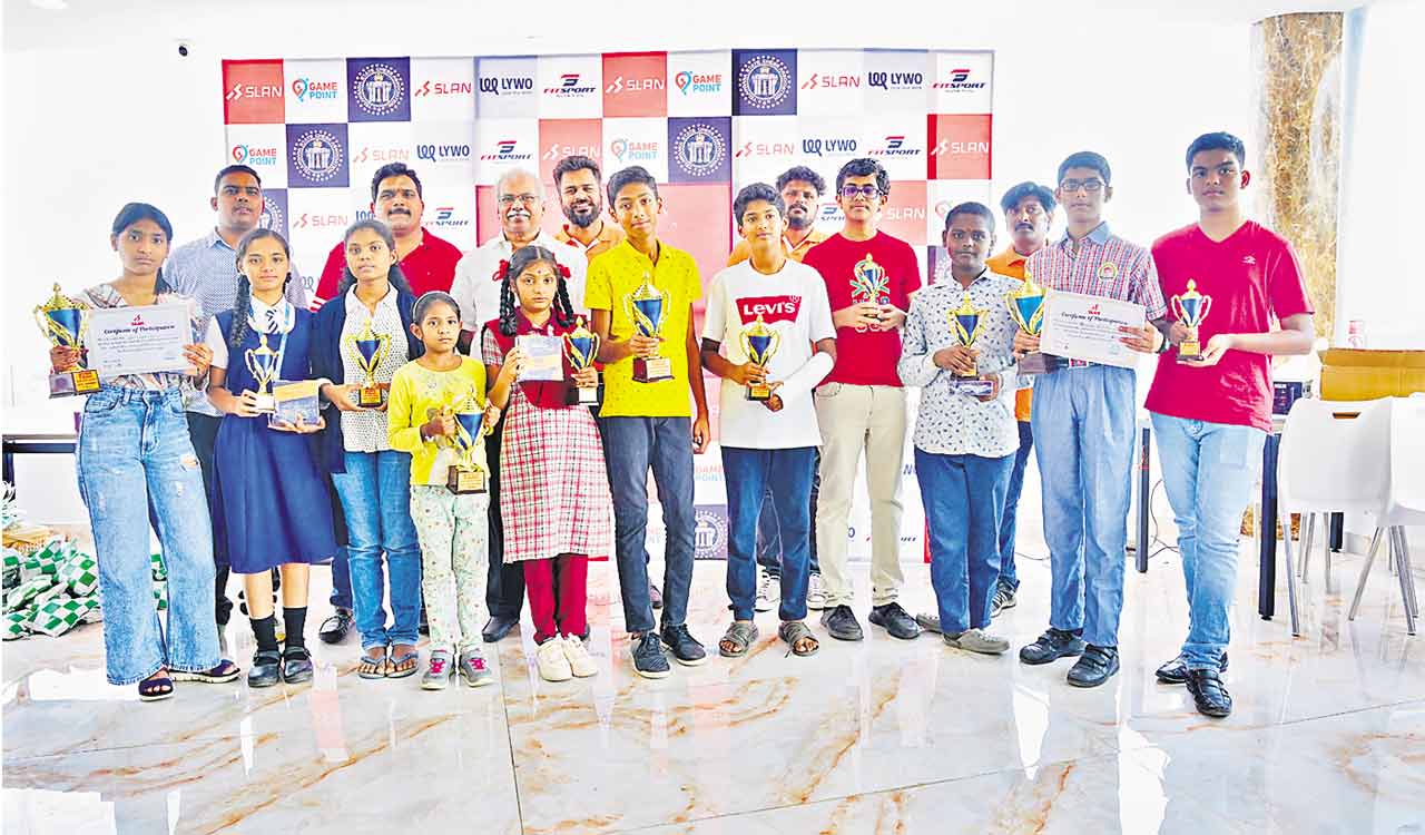 Harshitha, Vidhun triumph at SLAN Sports Inter-School Chess tournament