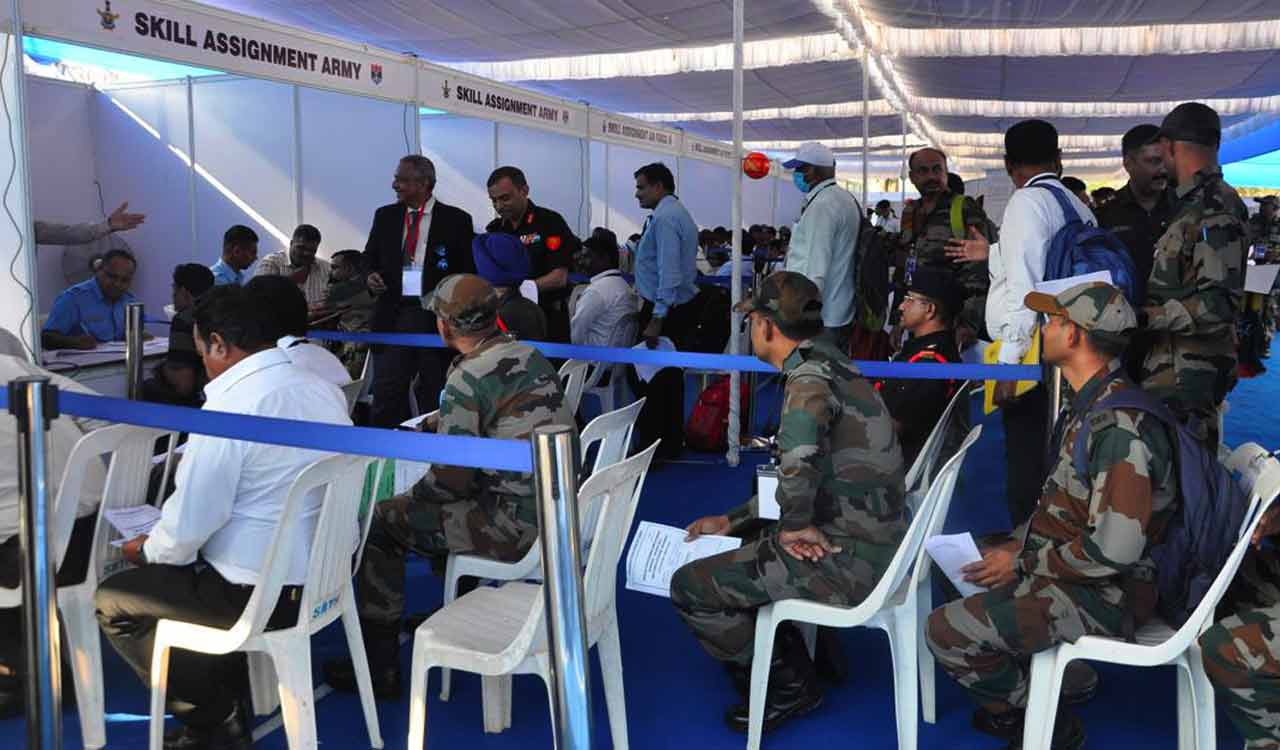 Hyderabad: DGR, CII organise employment seminar for retired defence personnel