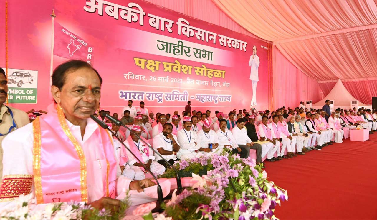 ‘I am a citizen of India, I have work in every State’: CM KCR’s sharp retort to Devendra Fadnavis