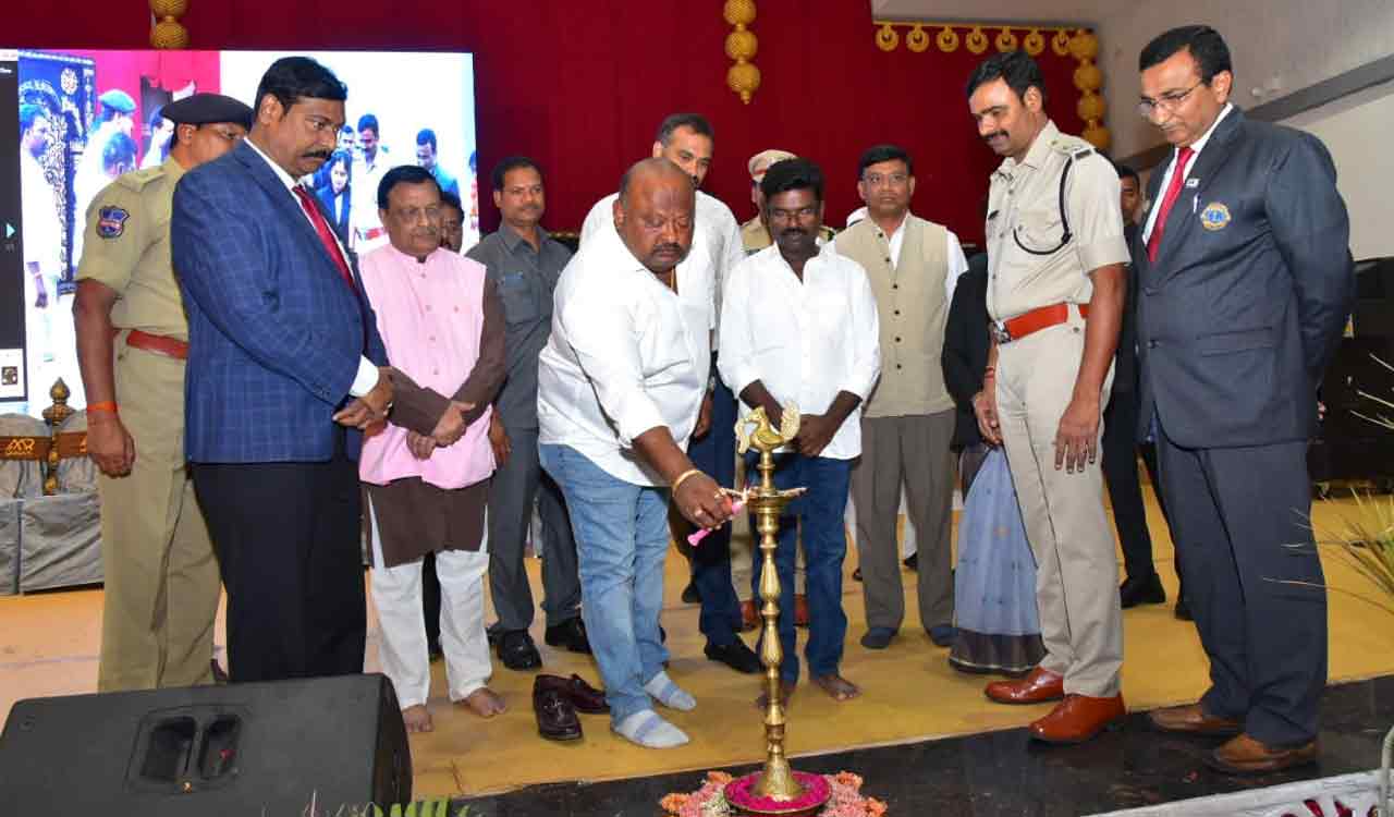 Karimnagar: Prerana-2023 evokes good response from students, youth