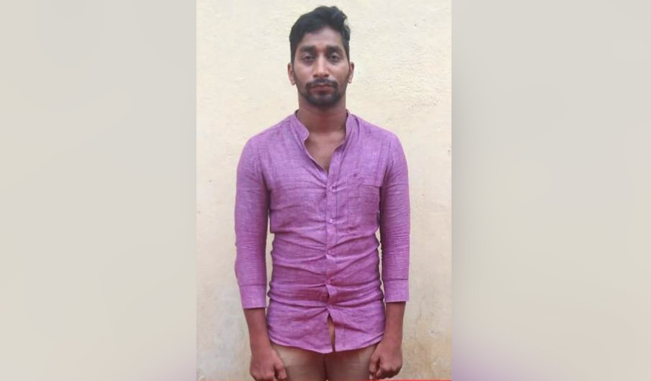 Mumbai: Police arrest man who posed as Andhra Pradesh CM to dupe electronics retail chain