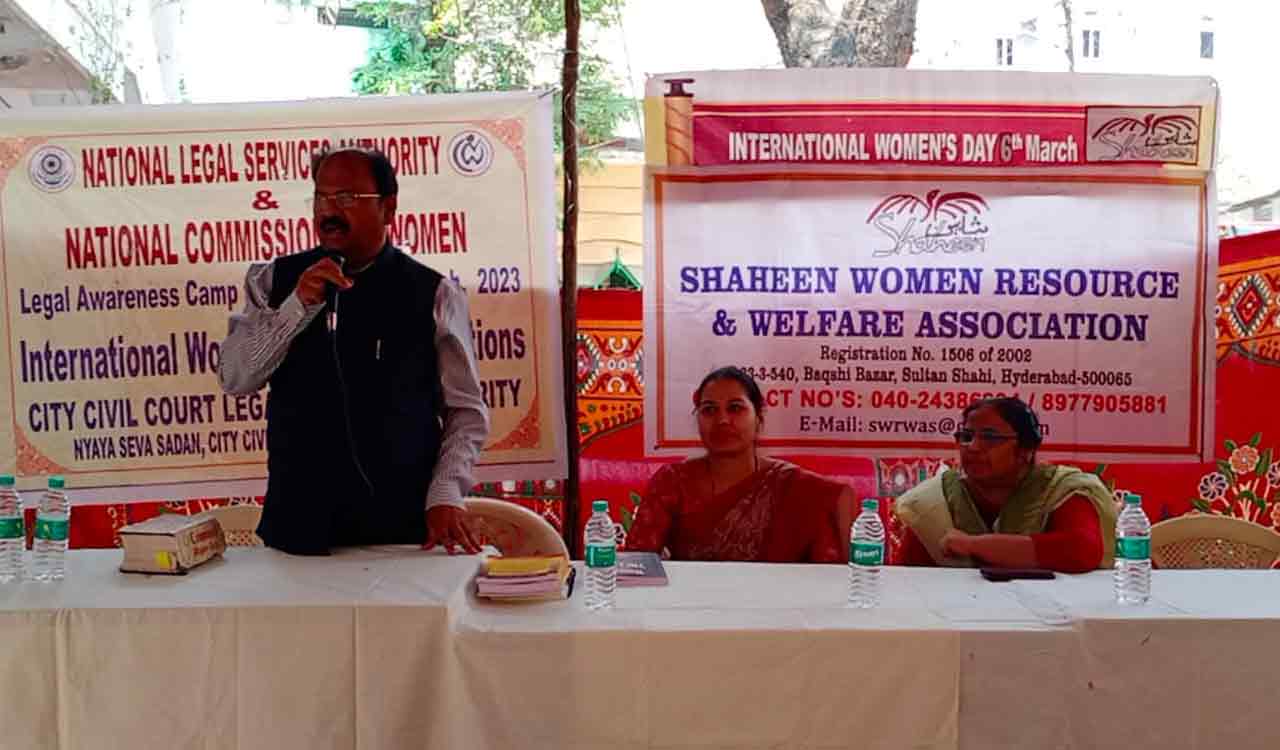 Hyderabad: Shaheen Women organises program on legal rights of women