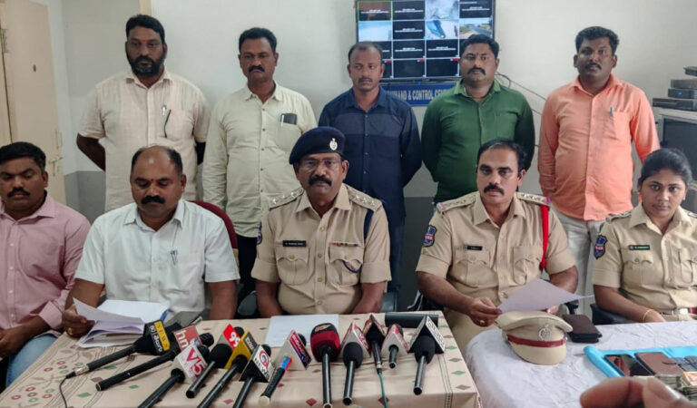 Fake Naxalites