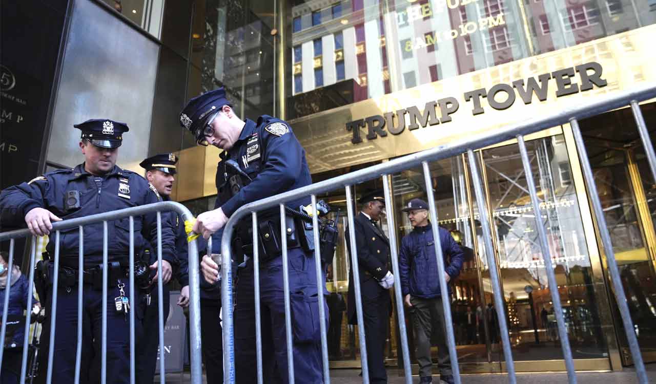 Law enforcement in NYC beefs up security measures amid uncertainties over Trump case