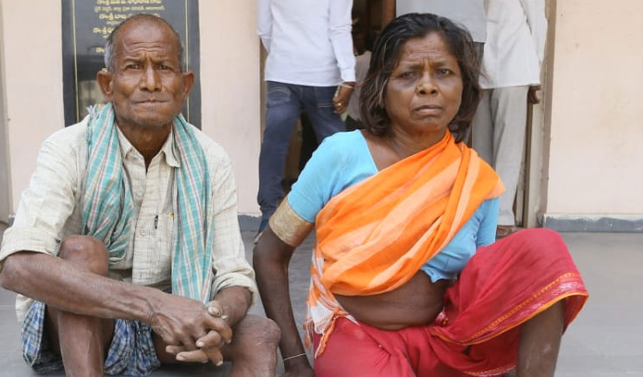 Mancherial: Elderly couple battling odds to get pension