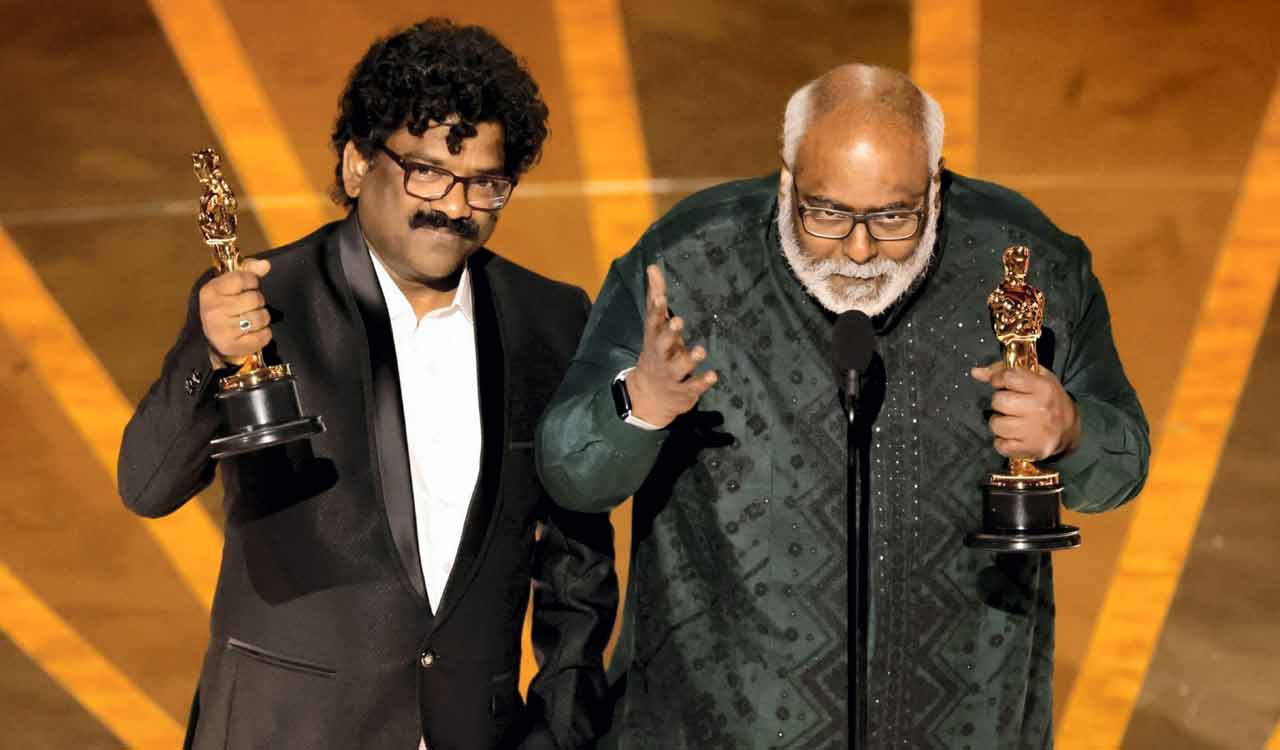 Oscars 2023: Keeravani floors audience with his version of ‘Top of the World’