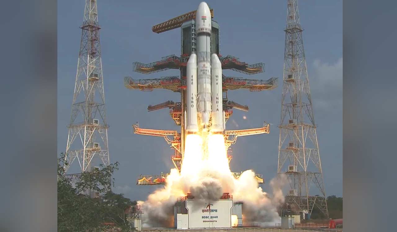 Sriharikota: ISRO’s LVM3 rocket lifts off with 36 OneWeb satellites