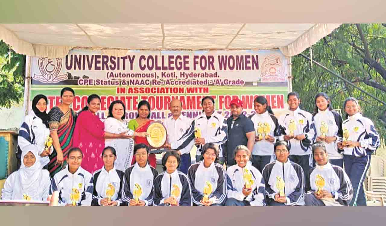 Hyderabad: St Ann’s Degree College clinch softball title