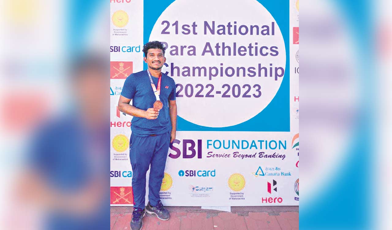 TSWREIS’s Ravikiran bags bronze medal at 21st National Para Athletics Championships