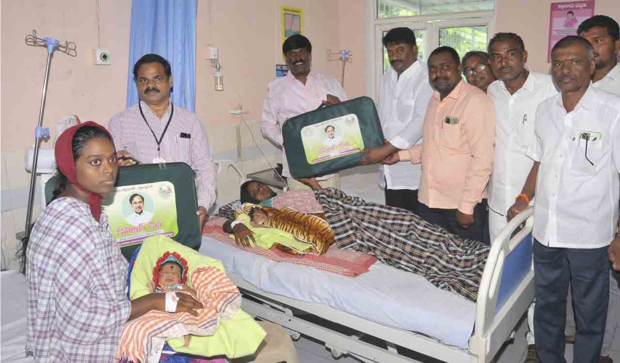 Warangal: Twin sisters give birth to sons on same day, get KCR Kits