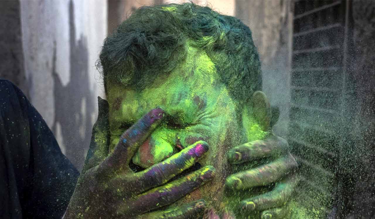 15 Hindu students injured after being attacked for celebrating Holi in Pakistan
