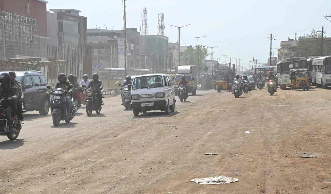 Hyderabad: Uppal main road turns into nightmare for commuters