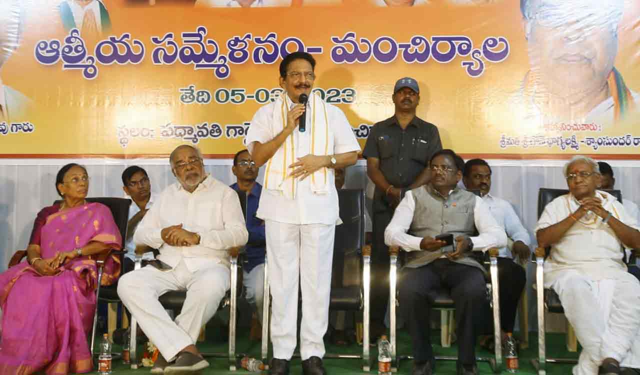 Former Maharashtra governor Vidyasagar Rao felicitated in Mancherial