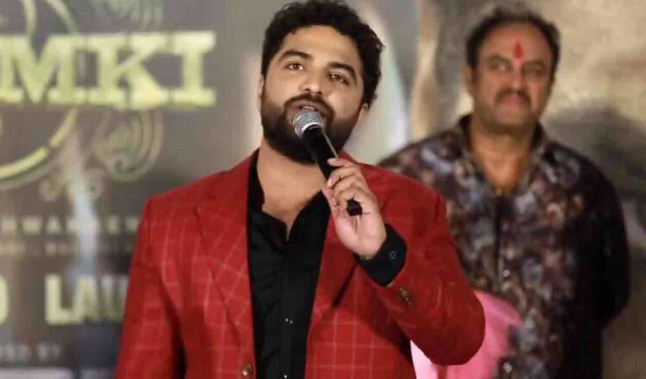 Vishwak Sen turns waiter for ‘Das Ka Dhamki’ promotions