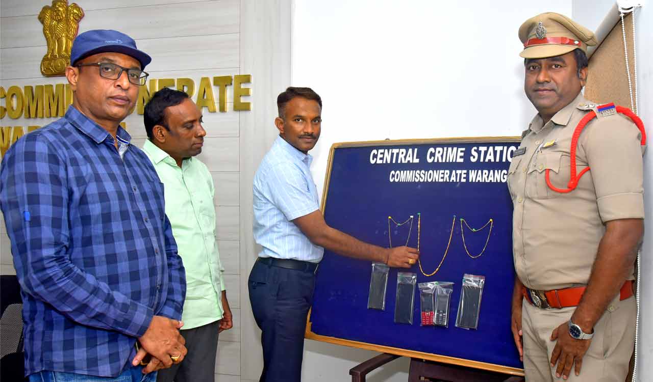 Warangal: Three chain snatchers held, Rs 1.50 lakh worth gold chains recovered
