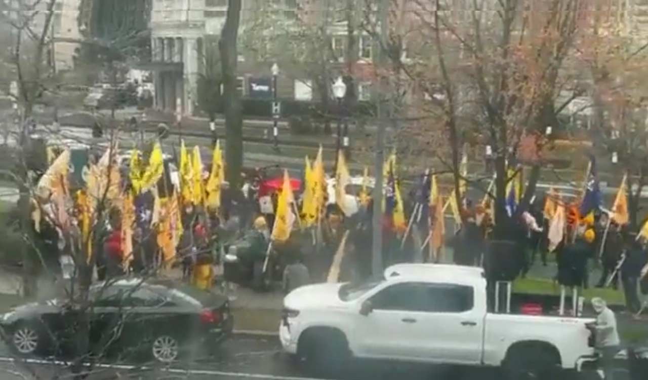 Washington: Khalistan supporters try to incite violence at Indian embassy