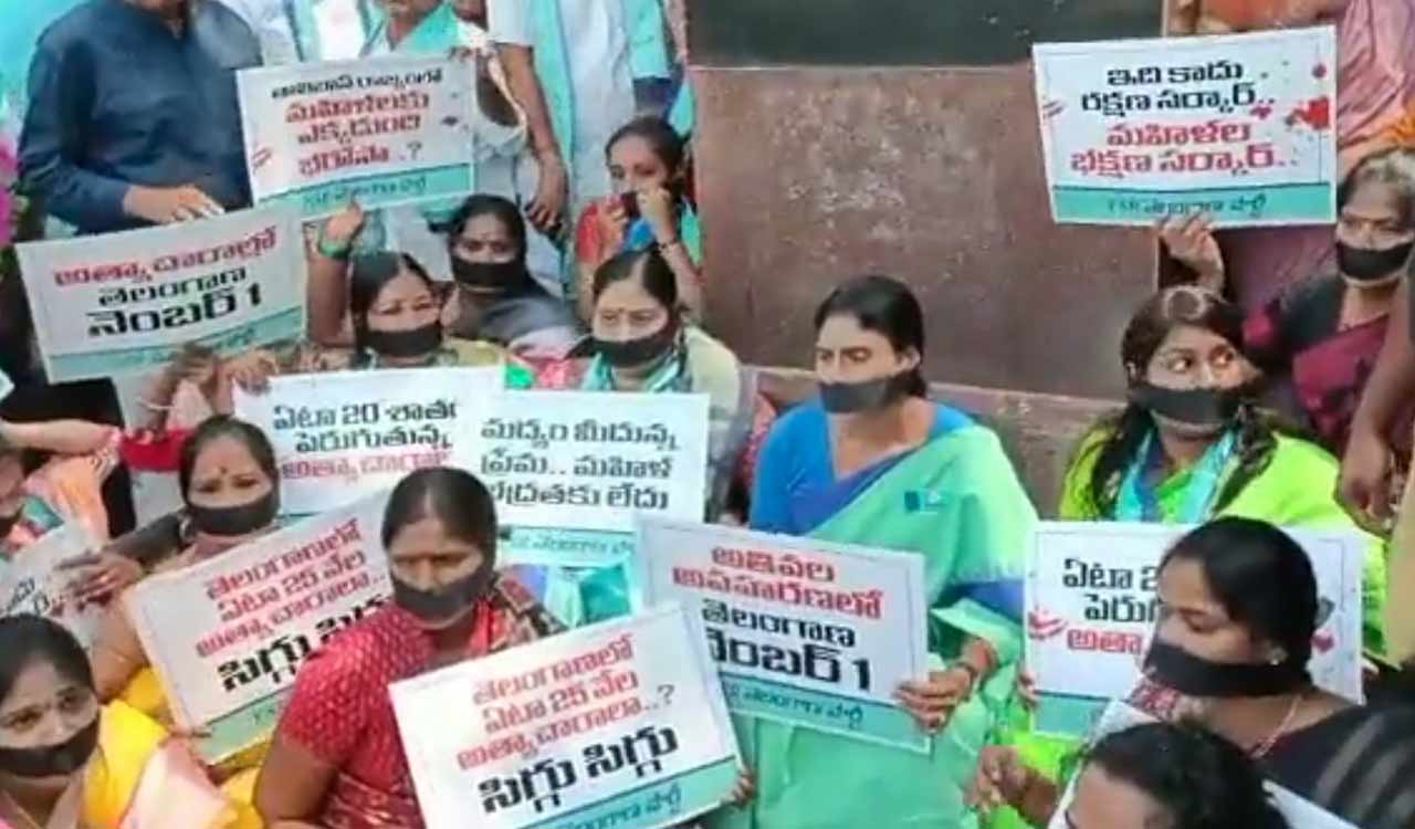 YS Sharmila taken into custody for protesting at Tank Bund