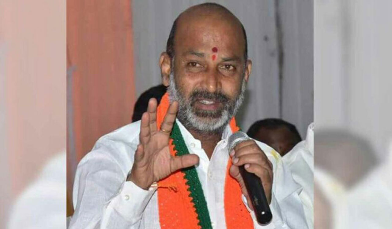 Telangana: Bandi Sanjay to appear before Women’s Commission on March 18