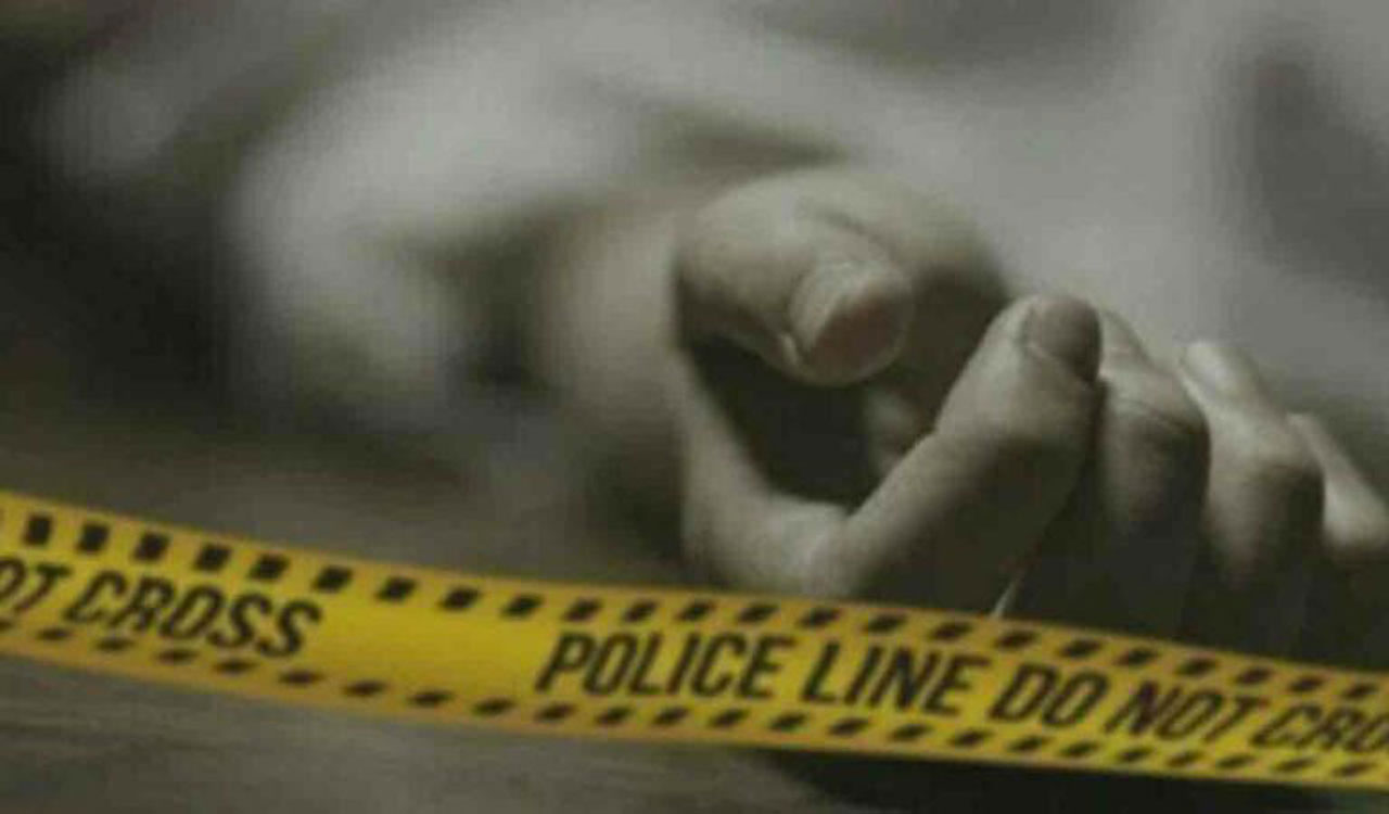 Telangana: Woman found dead with throat slit in Mancherial