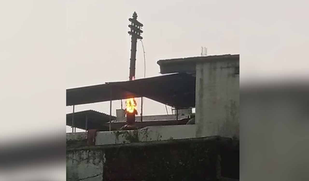 Rains disrupt normal life in Kothagudem