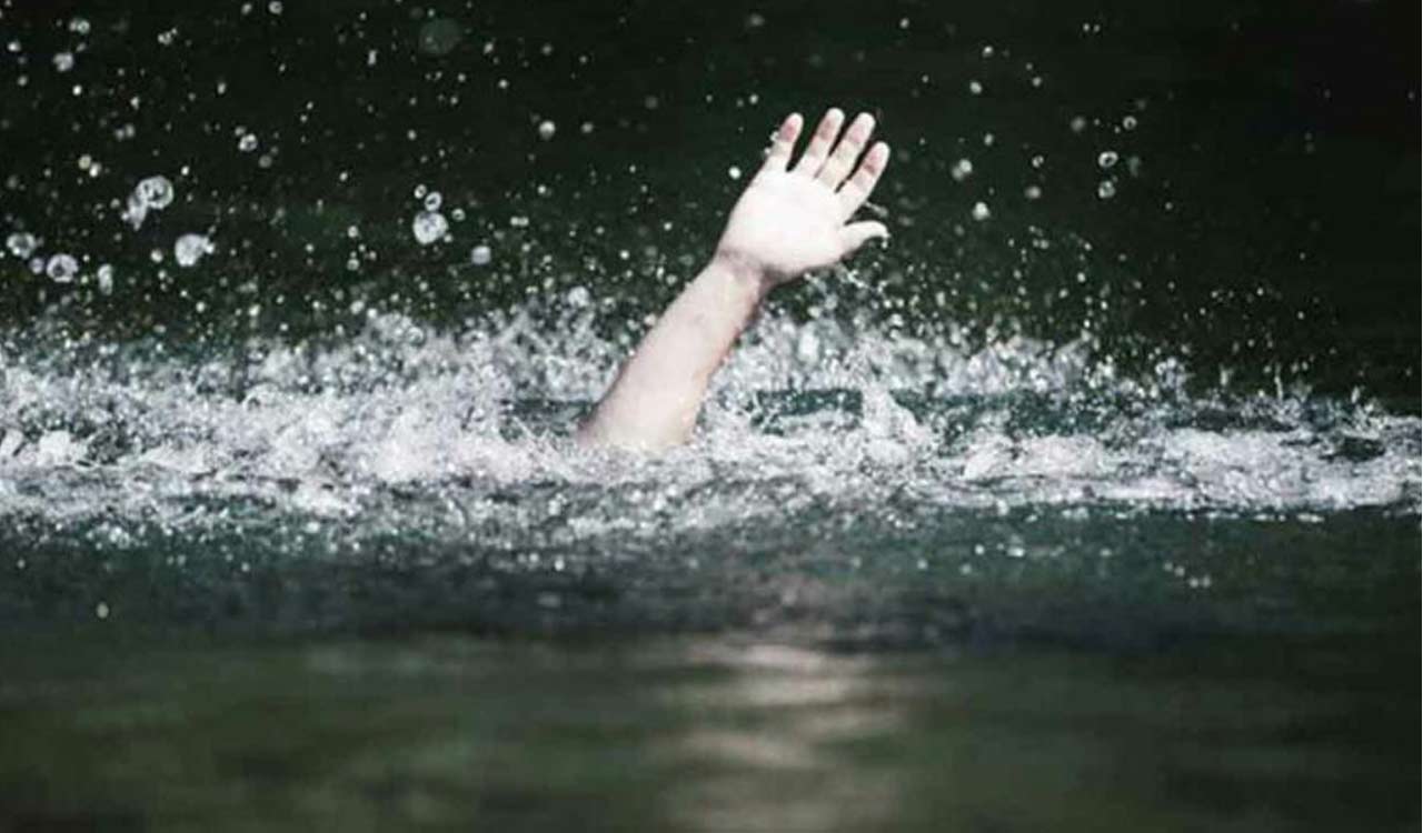 Youth from Hyderabad feared drowned in Medak lake