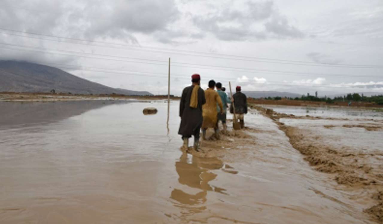 Downpour, flash flood destroy houses, farmlands in Afghanistan ...