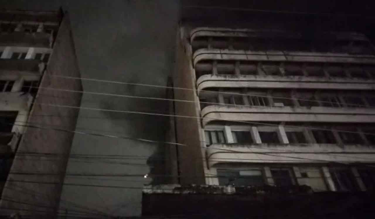 Fire breaks out at Secunderabad’s Swapnalok Complex