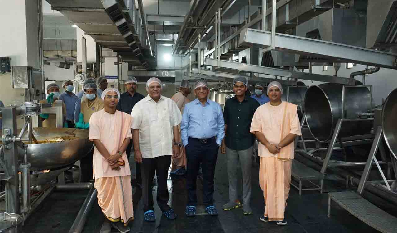 HKMCF’s centralised kitchen at Narsingi shifts cooking to electric