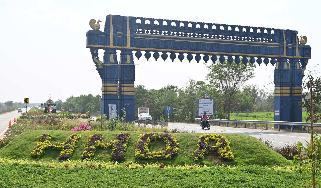 HMDA to enhance National Highways in Telangana with lush green cover