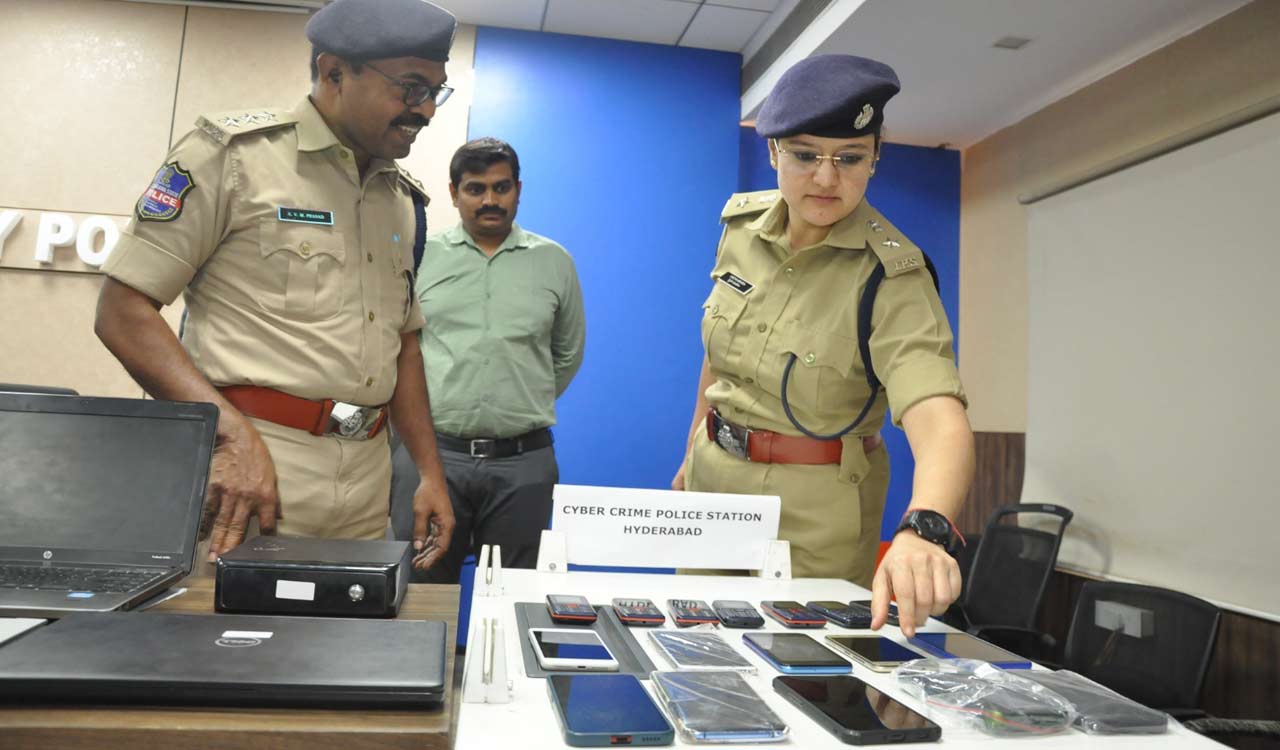 Four held in inter-state loan fraud case in Hyderabad