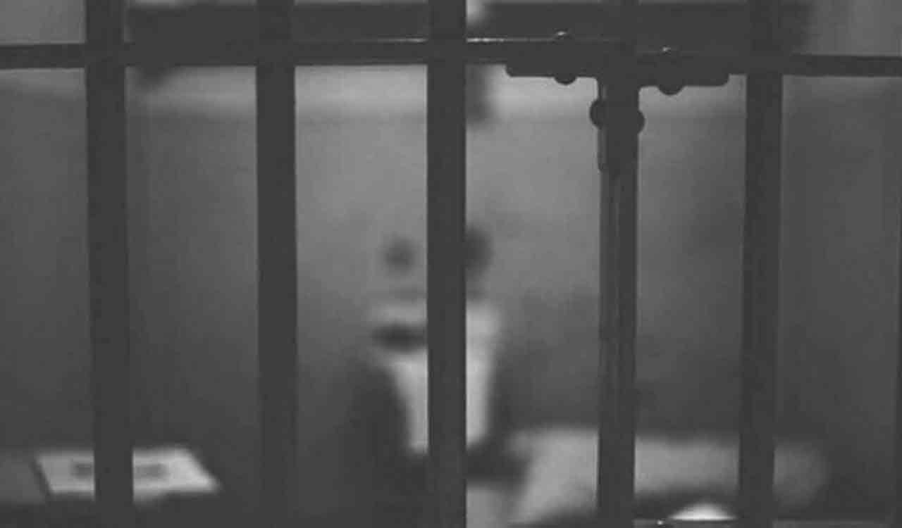 Hyderabad: Thrill of having police siren on car lands trader in jail