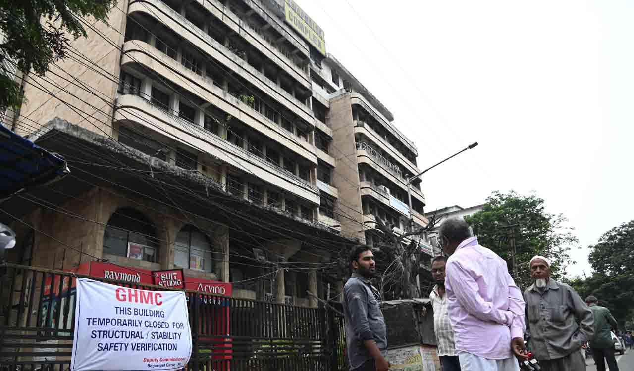 Swapnalok fire incident: Hunt on to nab persons responsible