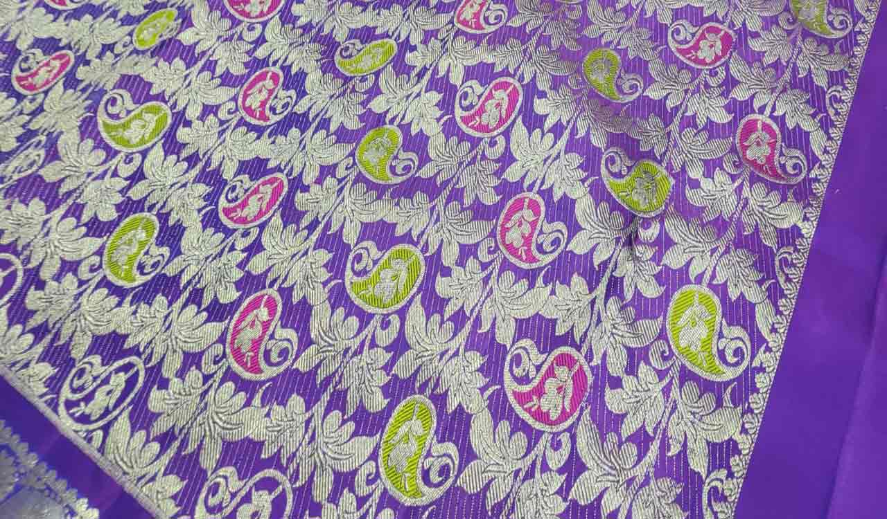 Sircilla weaver comes up with special sari for Goddess Sita
