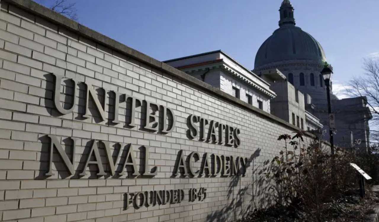 Sexual assault reports increase at US military academies
