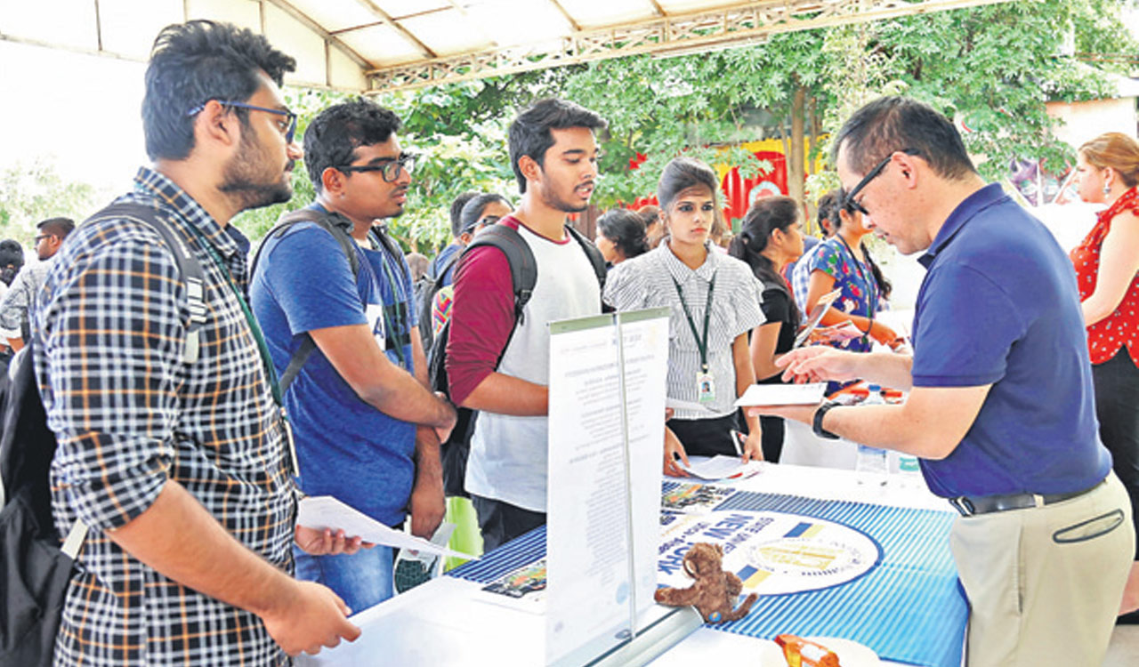 Destination USA: Common App makes application process easier