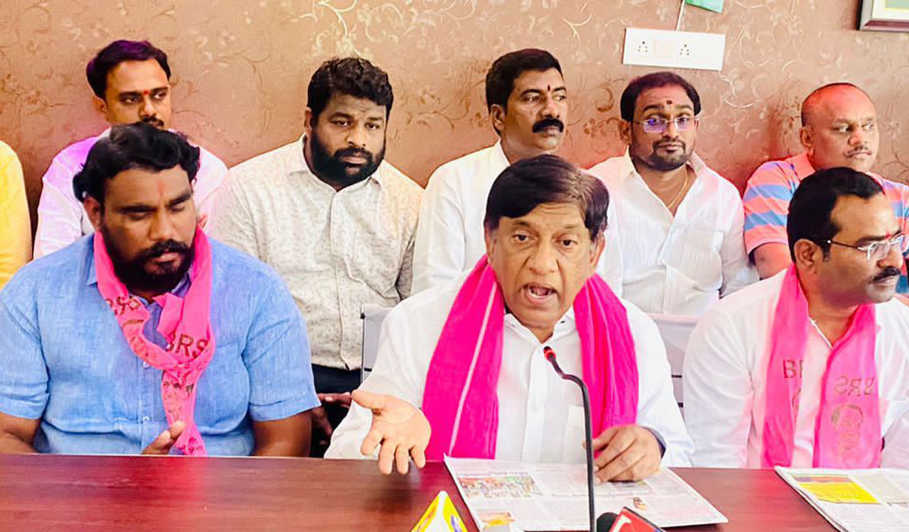 Vinod Kumar flays Jal Shakti Minister for misleading Parliament