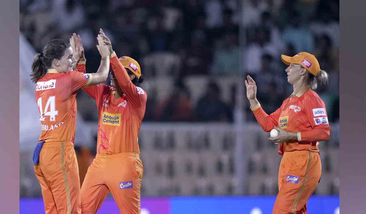 Gujarat Giants beat RCB by 11 runs, secures first WPL win