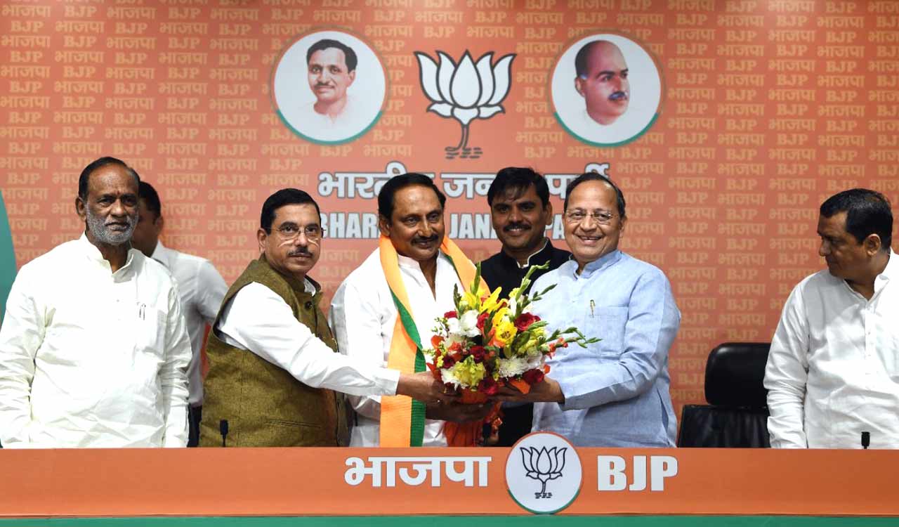 Andhra Pradesh: Former CM Kiran Kumar Reddy to Join BJP on Friday