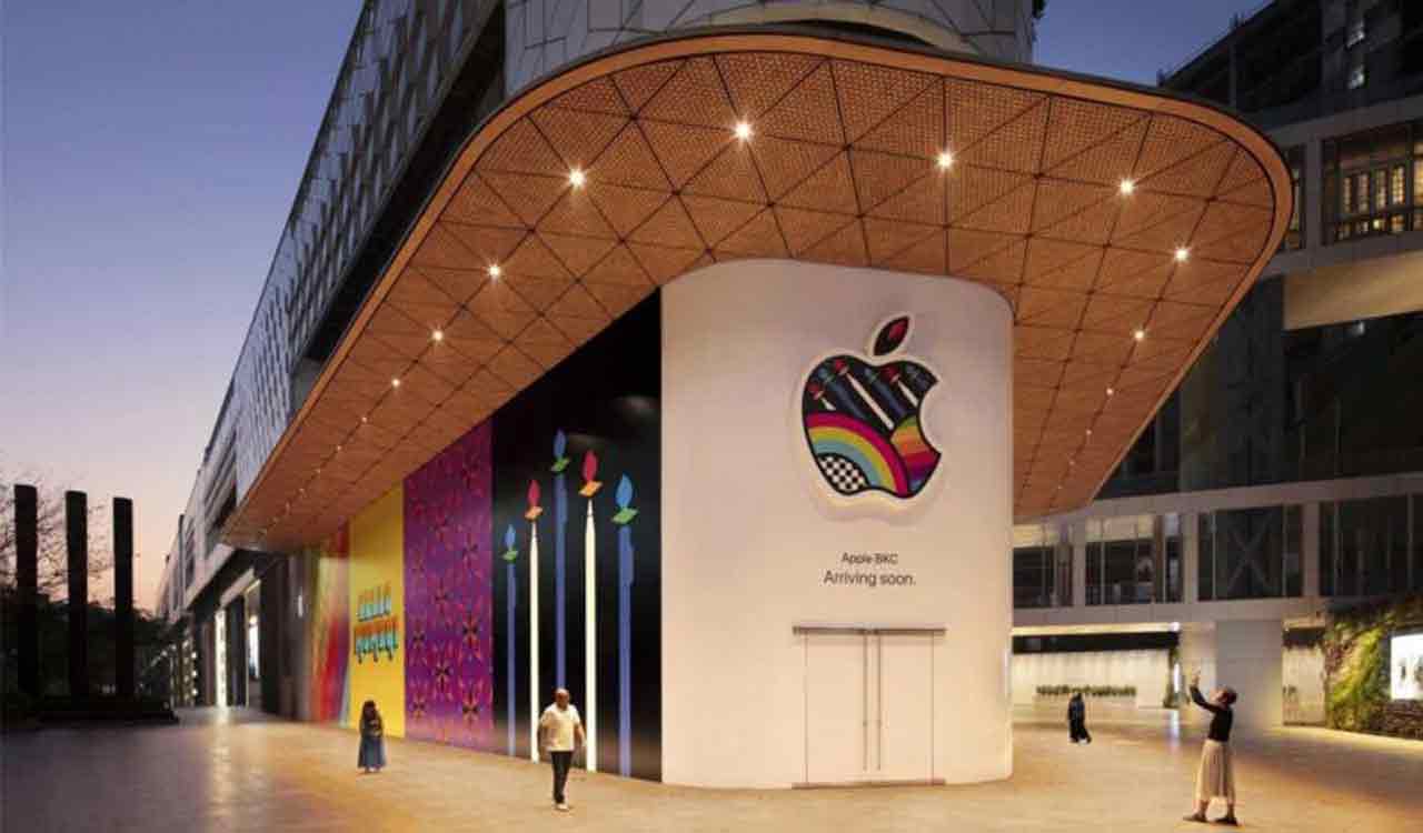 Around 22 brands banned from opening shops near Apple Store in Mumbai