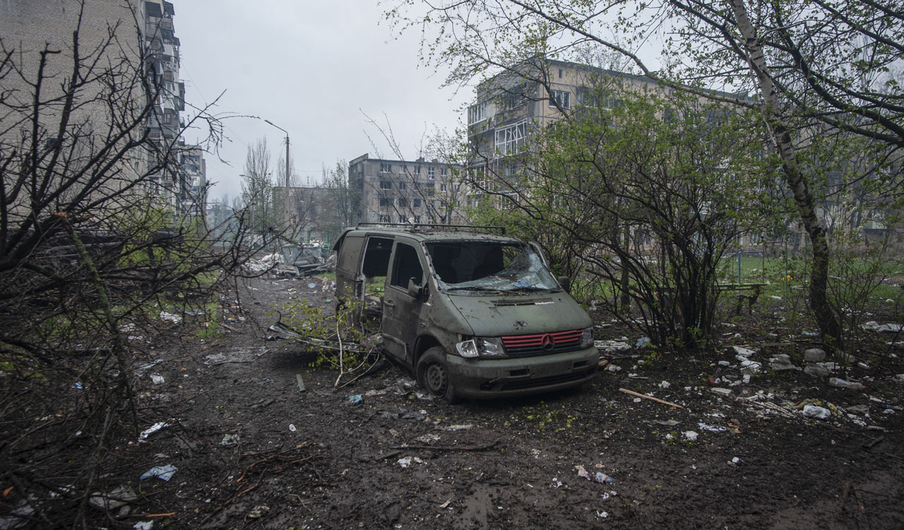 Russia’s air force accidentally bombs its own city