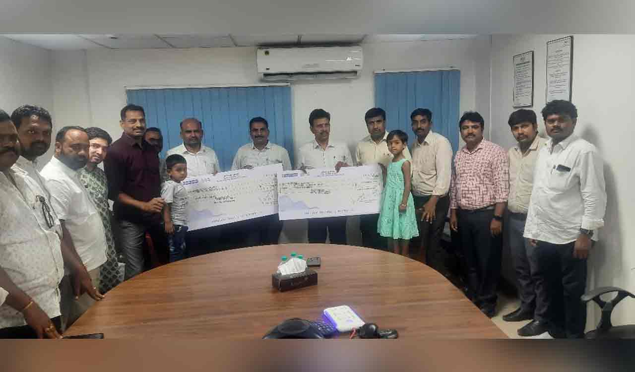 Sangareddy cop raises financial help for orphans in Nalgonda