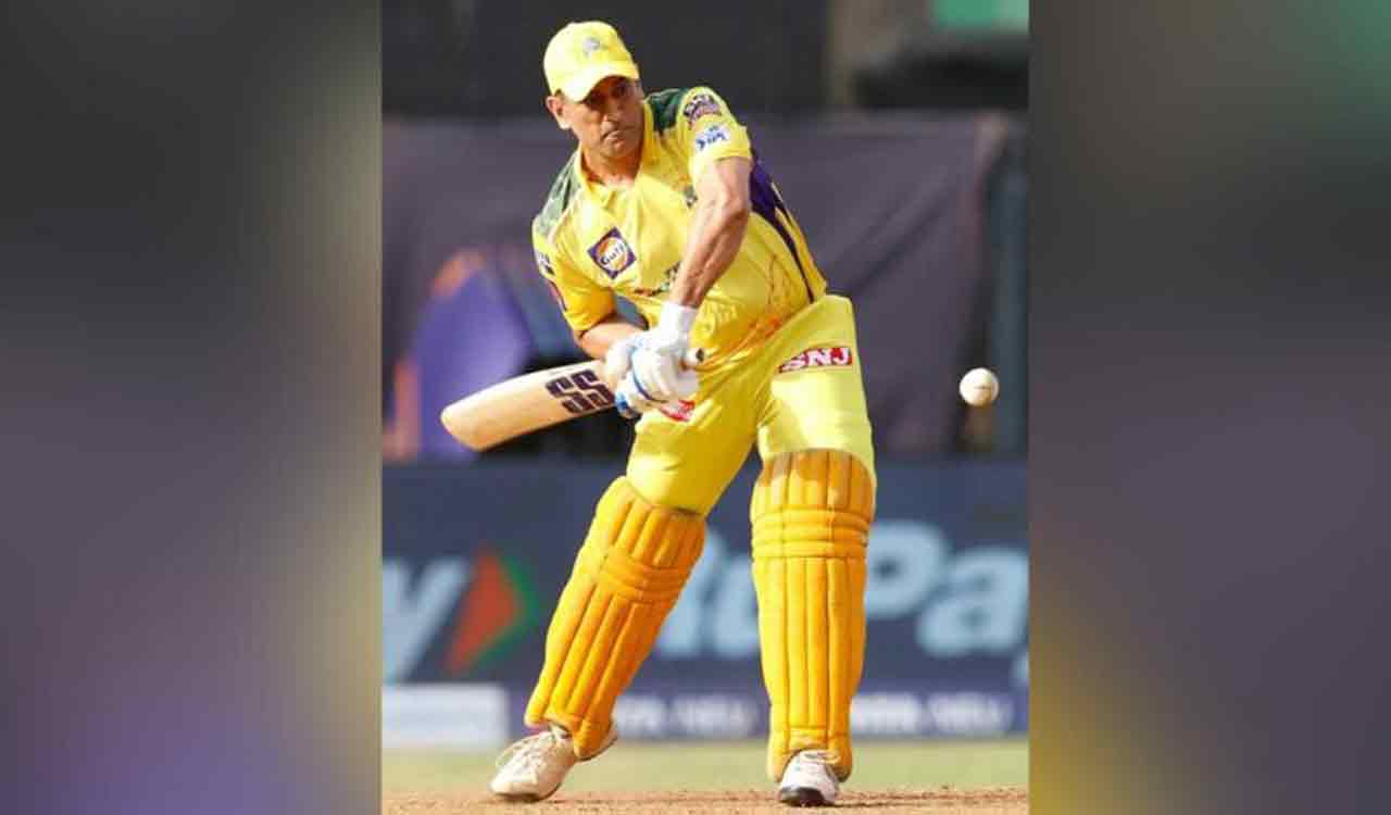 MS Dhoni warns CSK bowlers to bowl fewer no-balls, wides or else play under new captain