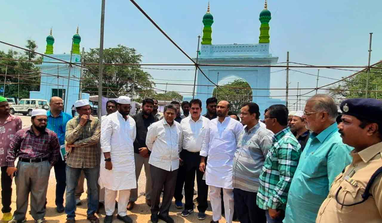 Hyderabad: Elaborate arrangements made for Eid ul Fitr prayers at Eidgah Mir Alam