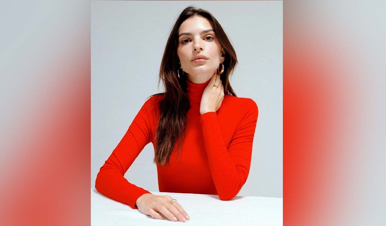 Emily Ratajkowski plans to become a screenwriter and novelist